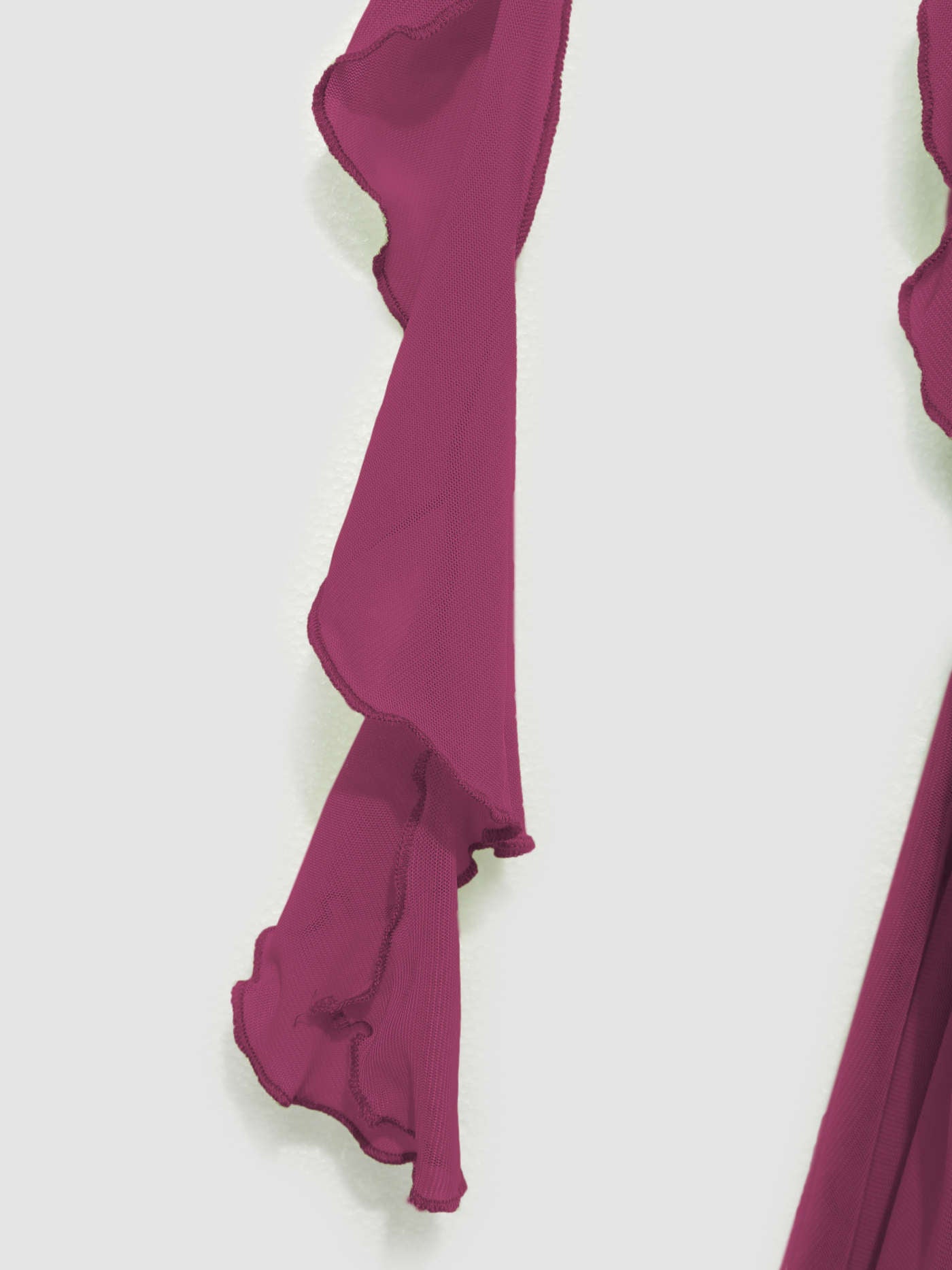 Yoinko - Maxikleid mit Mesh und Rüschensaum
