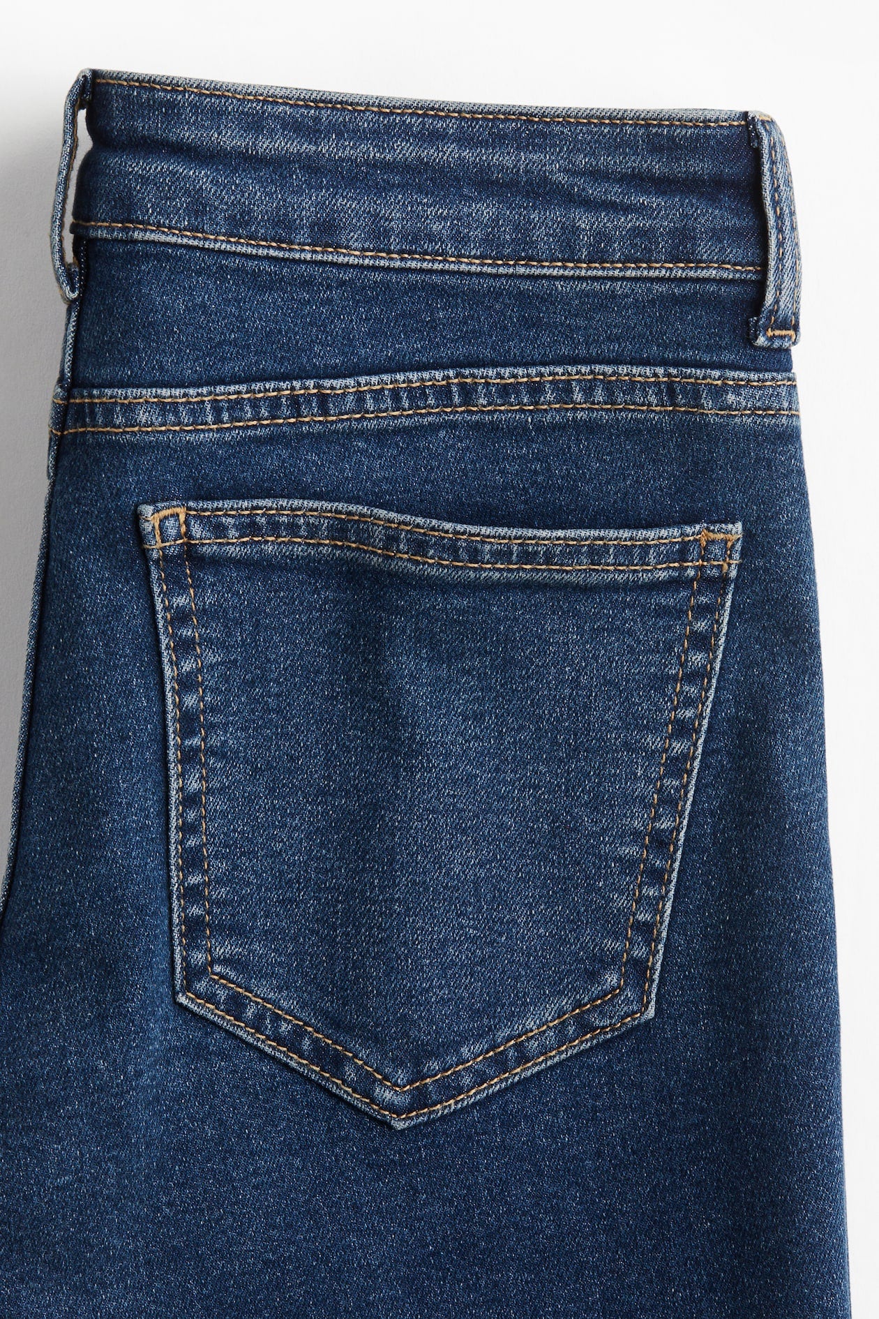Yoinko - Flared Low Jeans